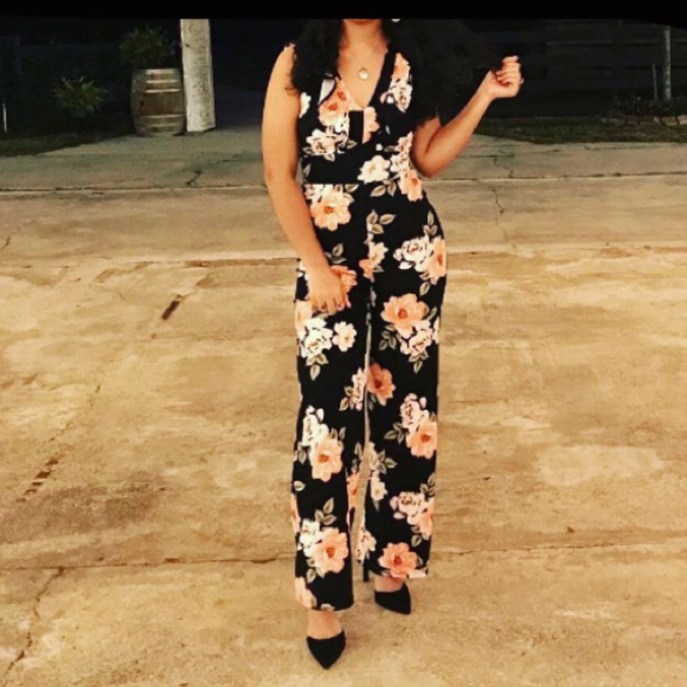 Women’s small floral wide leg jumpsuit